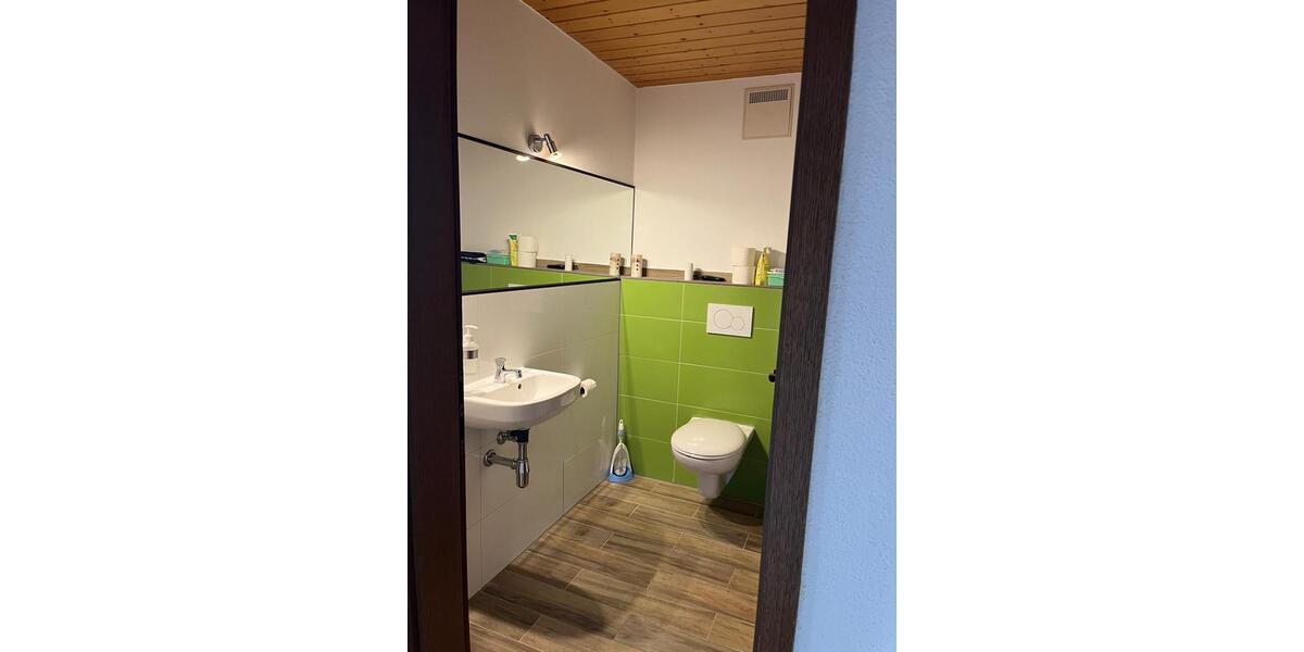 Doppelhaushälfte Wilhelmsdorf - 5 Zimmer, 130 m&sup2;, 350.000&euro; | Angebot:26045373