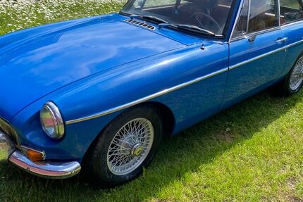 MG B 9.070 km 5.750 &euro; Frickingen 88699