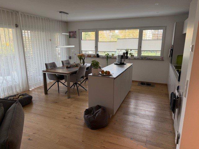Erdgeschoßwohnung Überlingen - 3 Zimmer, 99 m&sup2;, 1.700&euro; | Angebot:26580017