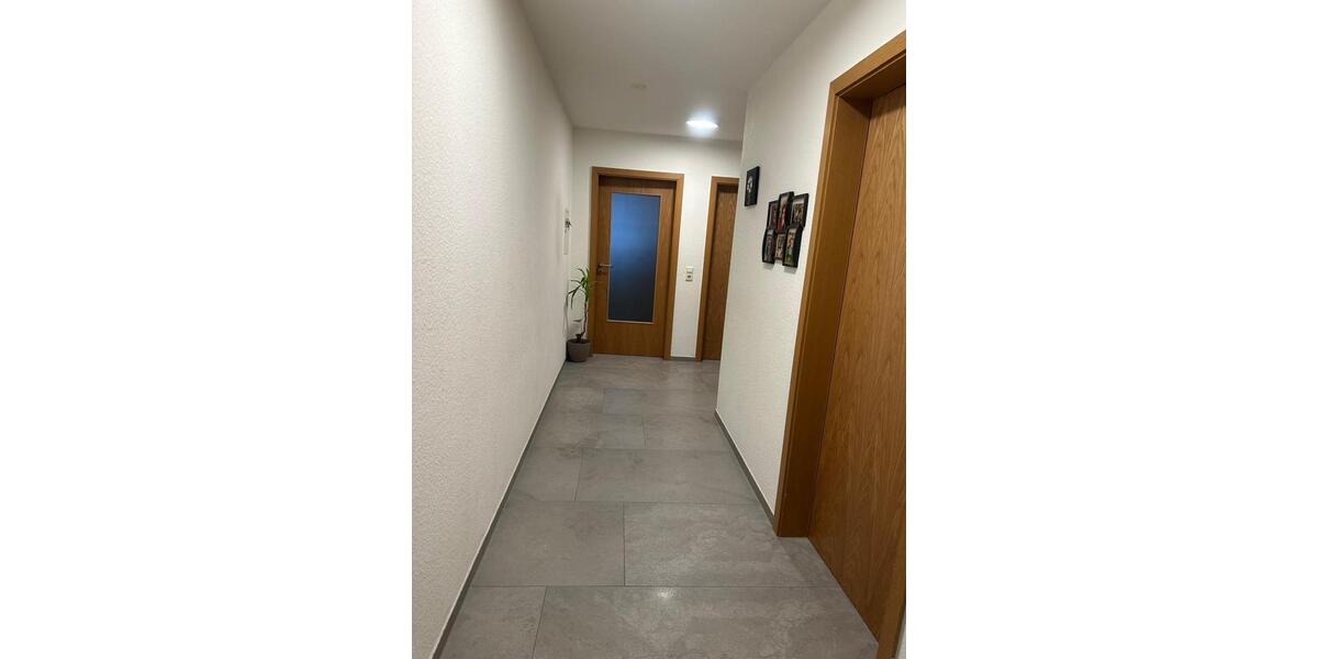 Etagenwohnung Überlingen - 3.5 Zimmer, 82 m&sup2;, 279.000&euro; | Angebot:23864208