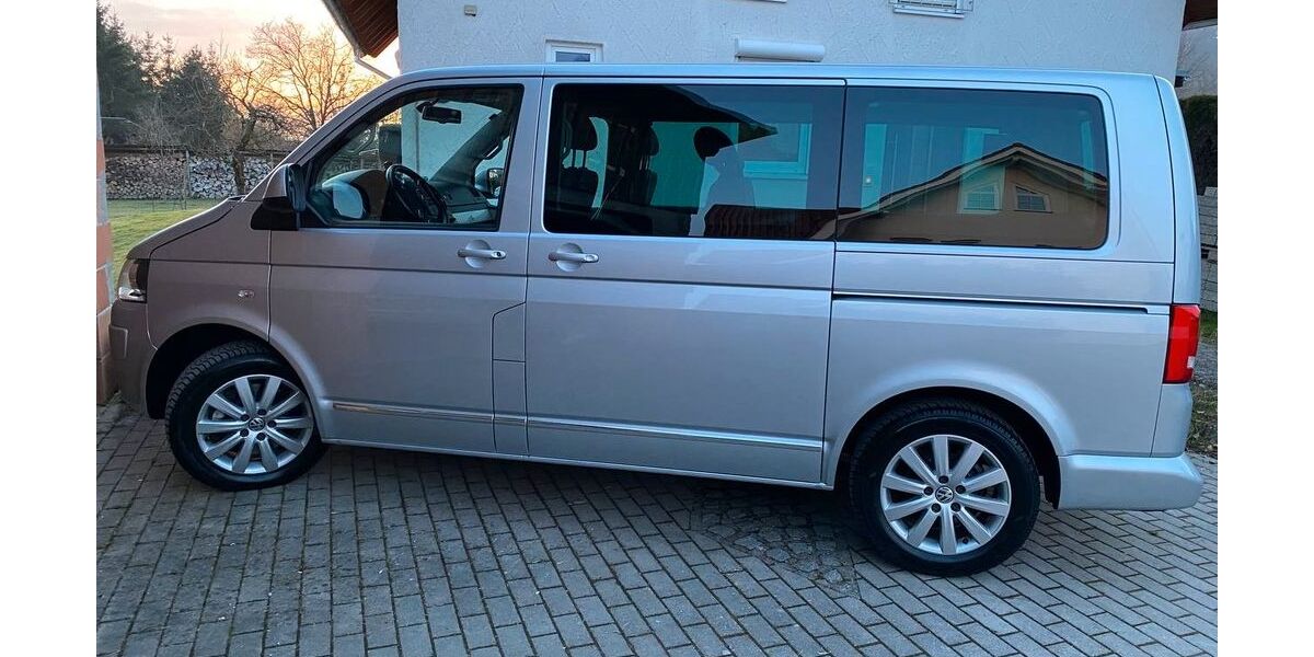 VW T5 Multivan 220.900 km 14.490 &euro; Tettnang 88069