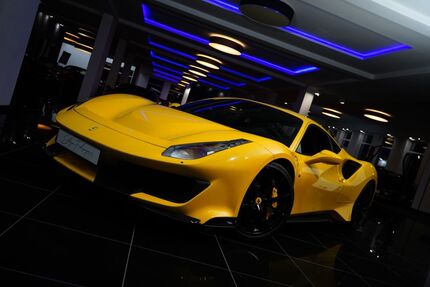 Ferrari 488 Pista 7.500 km 499.488 &euro; Meckenbeuren 88074