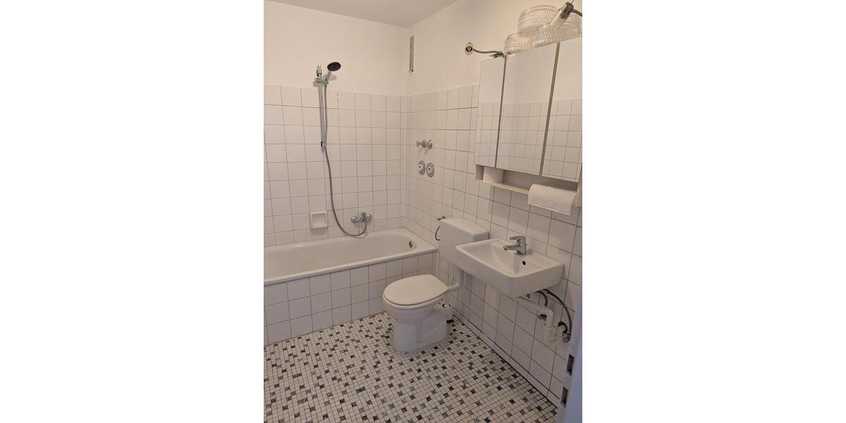 Etagenwohnung Tettnang - 1 Zimmer, 36 m&sup2;, 525&euro; | Angebot:25919099