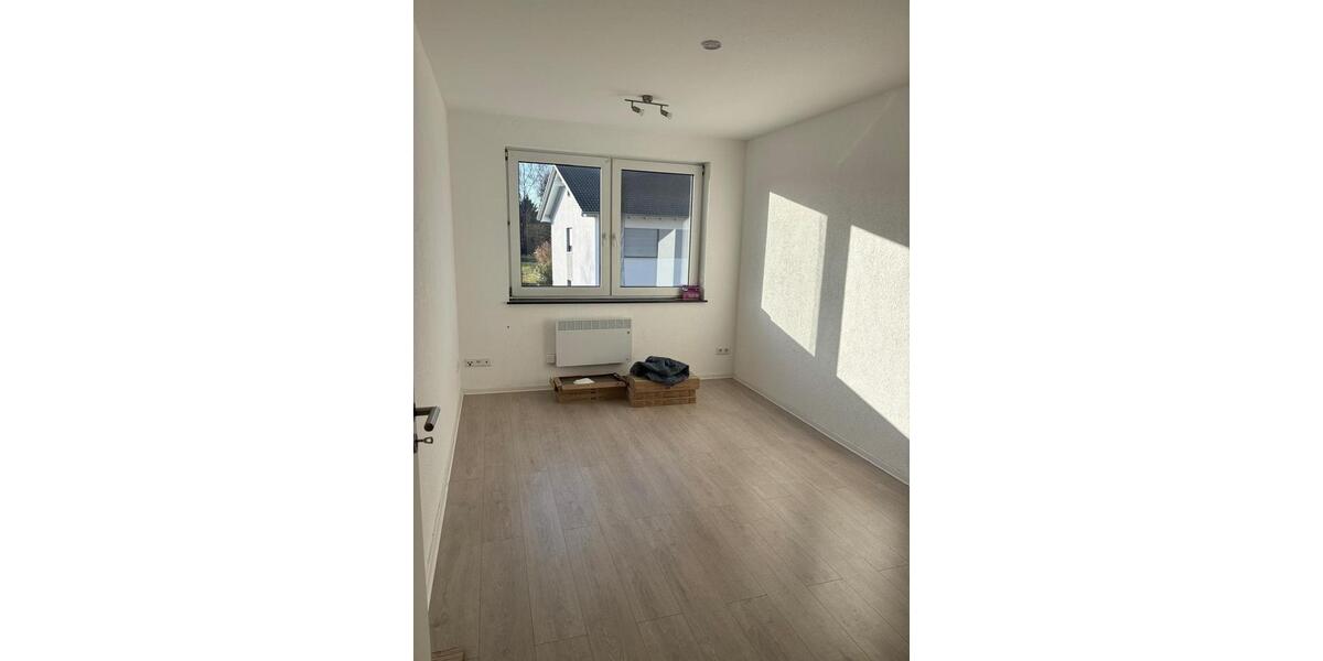 Etagenwohnung Wilhelmsdorf - 3.5 Zimmer, 75 m&sup2;, 1.395&euro; | Angebot:25351953
