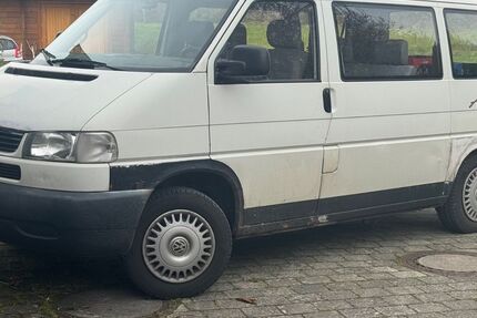 VW T4 Caravelle 142.000 km 11.500 &euro; Friedrichshafen 88048