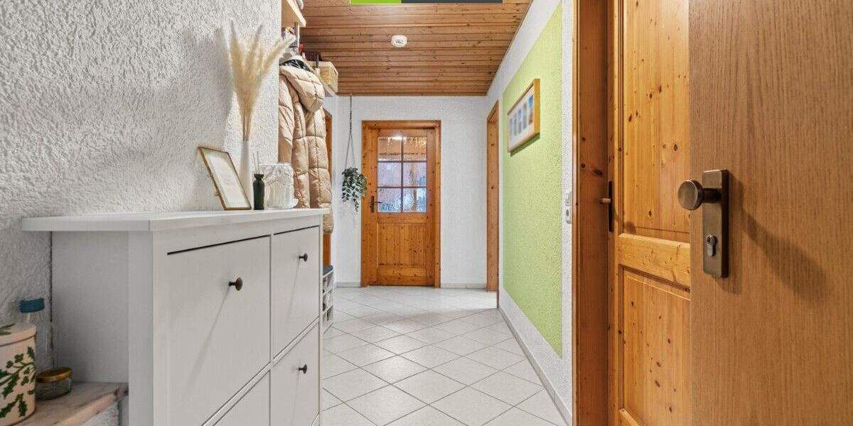 Etagenwohnung Wolpertswende Mochenwangen - 3 Zimmer, 74 m&sup2;, 249.000&euro; | Angebot:25740438