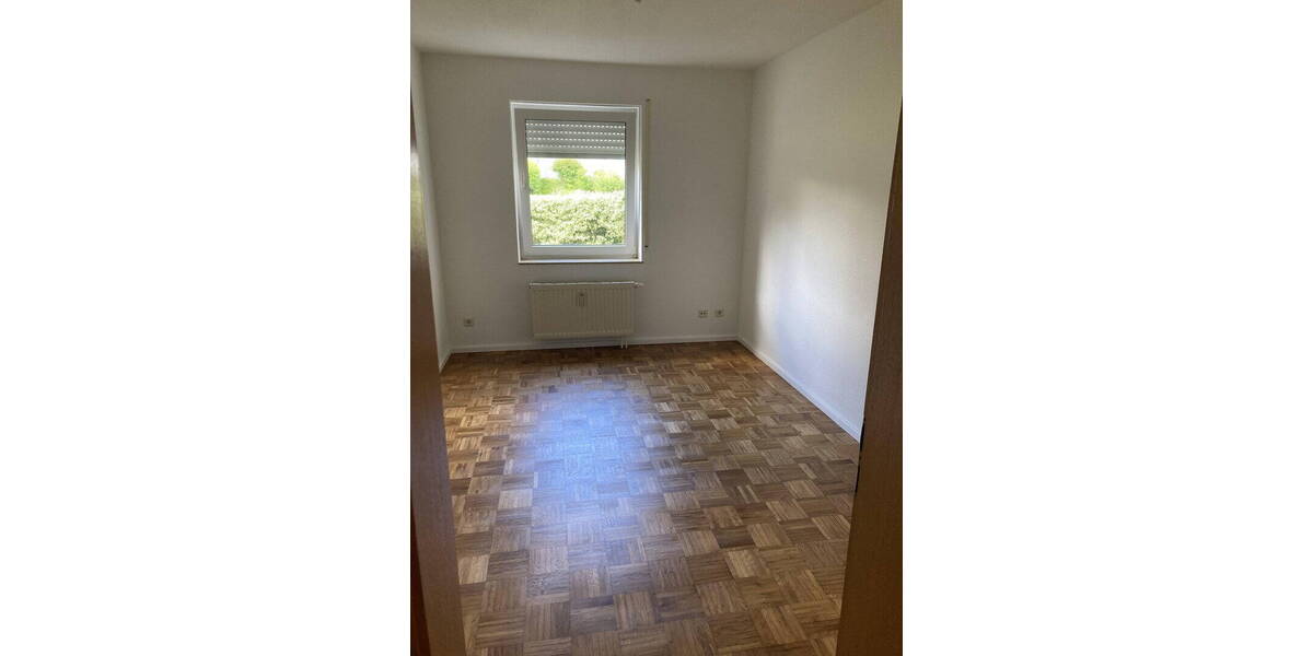 Etagenwohnung Konstanz Litzelstetten - 4 Zimmer, 95 m&sup2;, 570.000&euro; | Angebot:26723220
