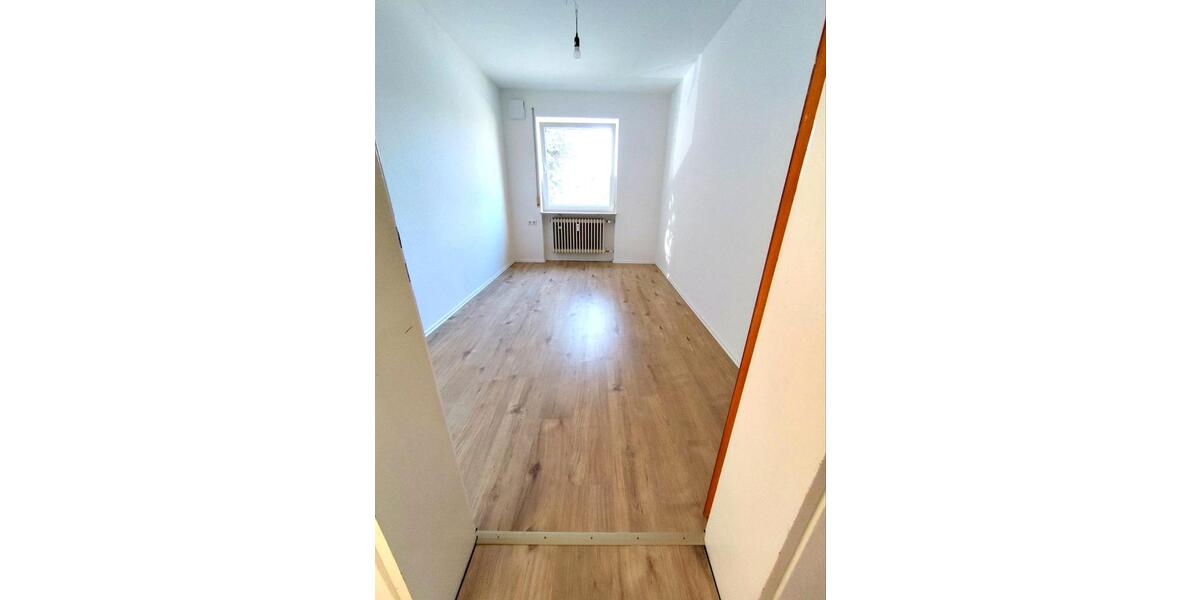 Etagenwohnung Ravensburg - 4.5 Zimmer, 105 m&sup2;, 280.000&euro; | Angebot:26126762