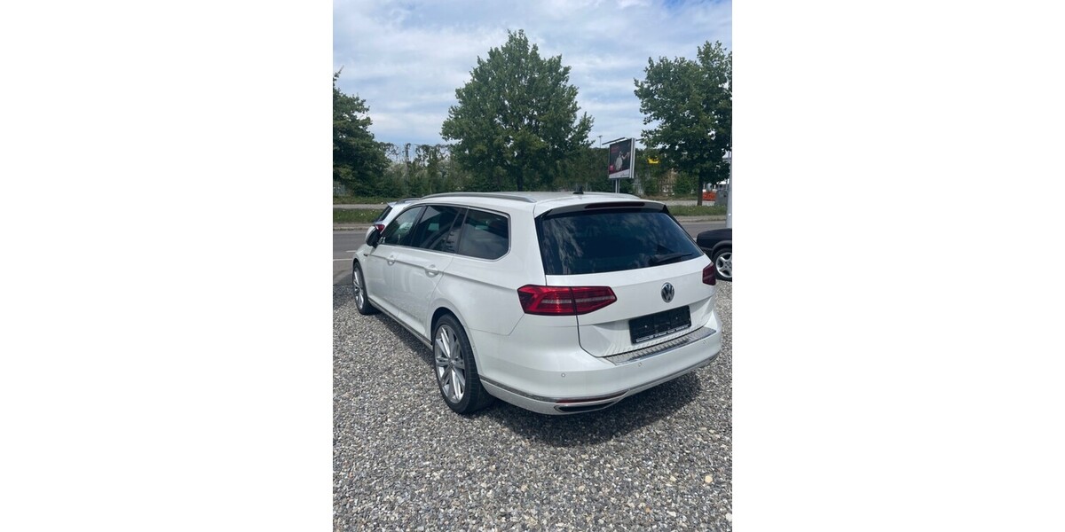 VW Passat Variant 62.260 km 25.999 &euro; Konstanz 78462
