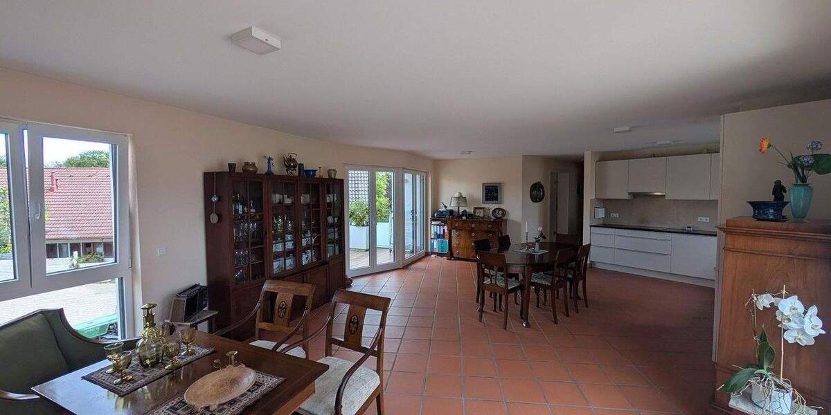 Etagenwohnung Kressbronn a. B. Kressbronn - 2 Zimmer, 81 m&sup2;, 525.000&euro; | Angebot:25659105