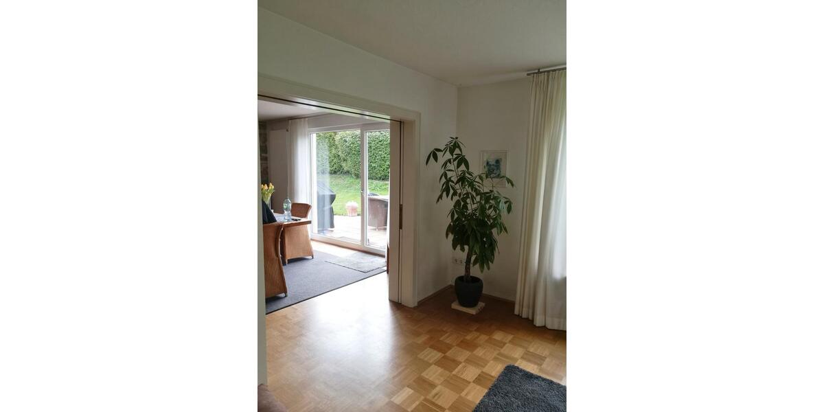 Einfamilienhaus Konstanz Allmannsdorf - 8 Zimmer, 165 m&sup2;, 1.200.000&euro; | Angebot:27533743