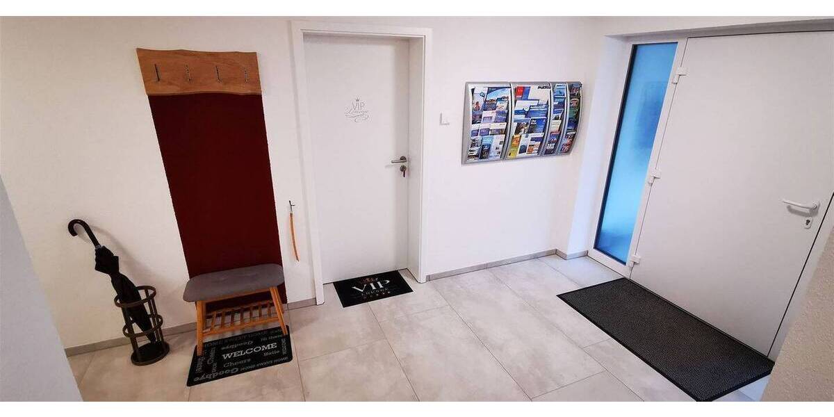 Etagenwohnung Überlingen Überlingen - 3 Zimmer, 102 m&sup2;, 3.000&euro; | Angebot:25689383