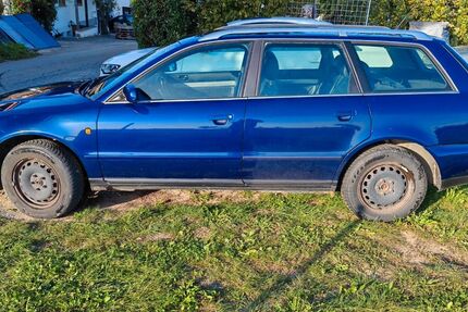 Audi A4 198.290 km 2.000 &euro; friedrichshafen 88048