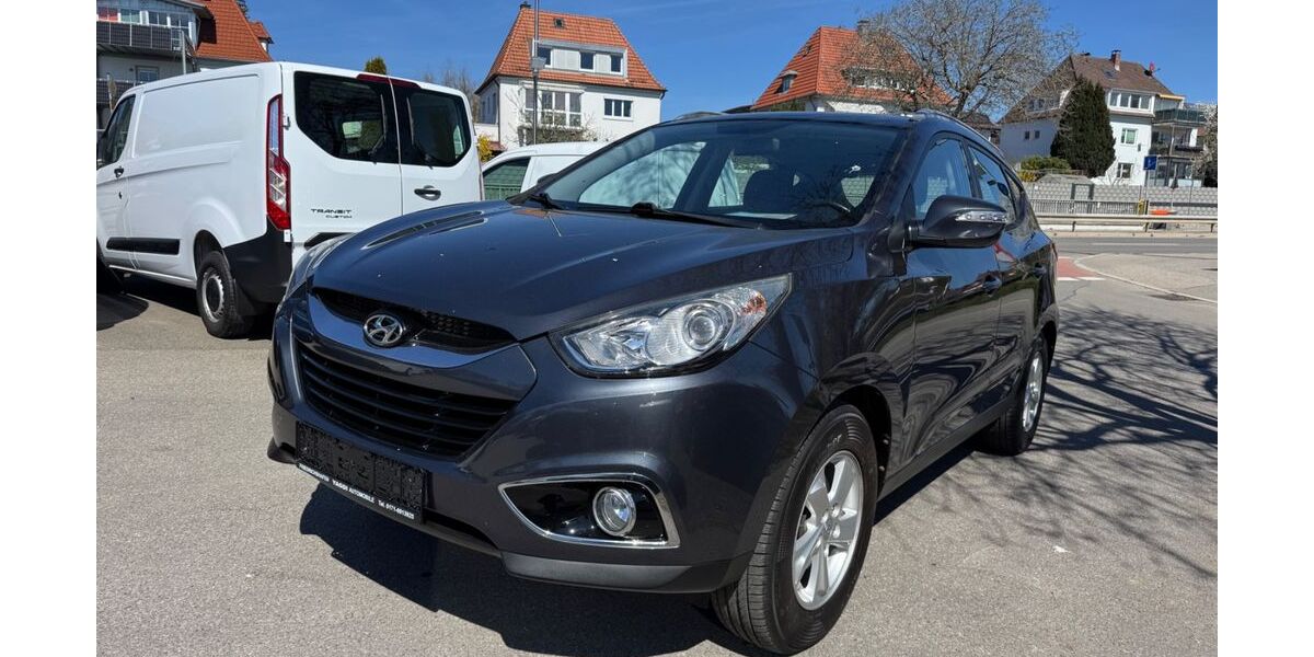Hyundai ix35 135.000 km 6.990 &euro; Friedrichshafen 88045