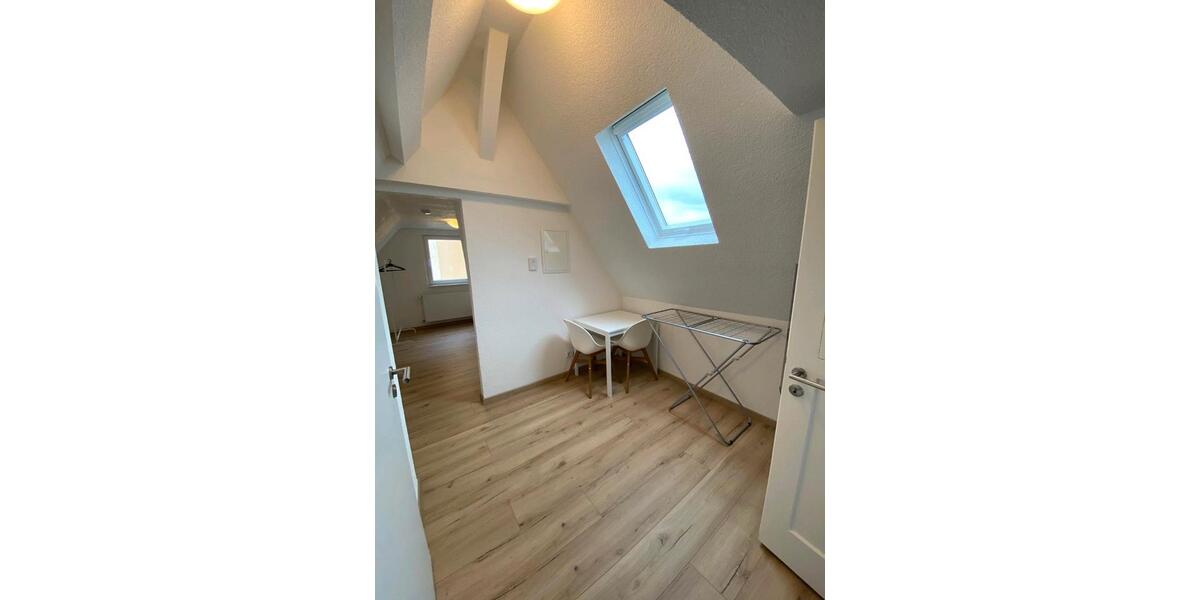 Dachgeschoßwohnung Friedrichshafen - 1 Zimmer, 40 m&sup2;, 770&euro; | Angebot:26644320