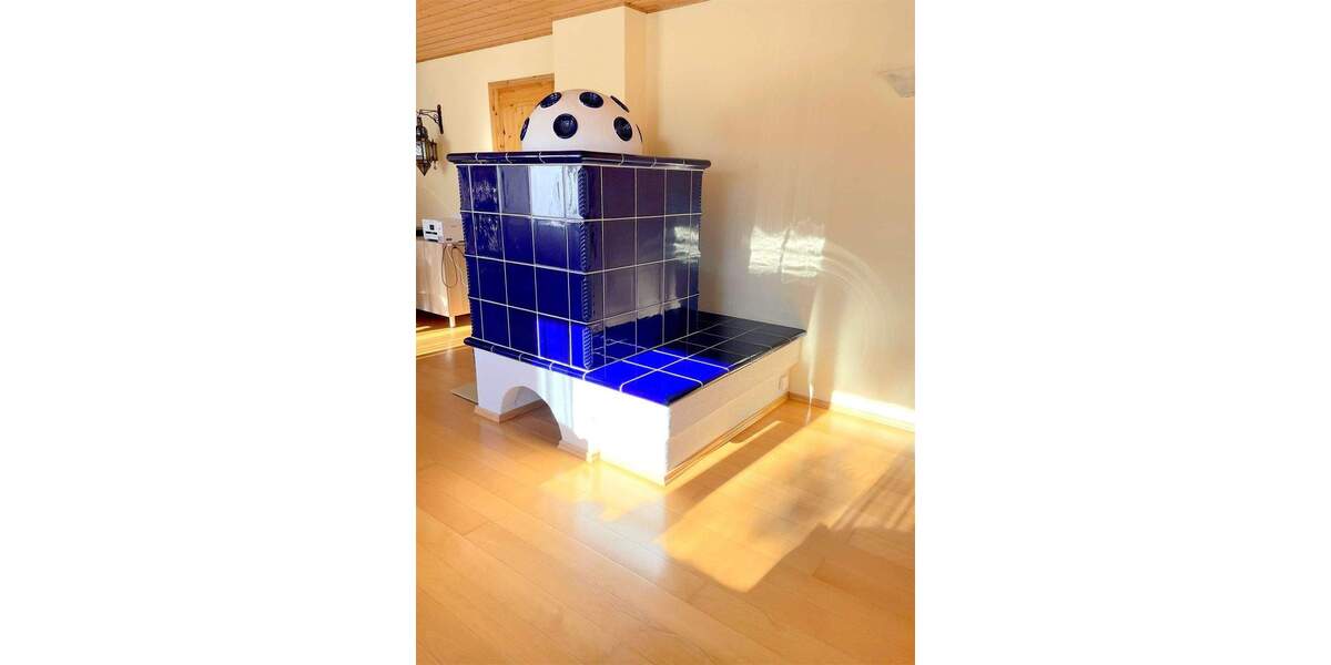 Einfamilienhaus Stetten - 8 Zimmer, 220 m&sup2;, 749.000&euro; | Angebot:25771243