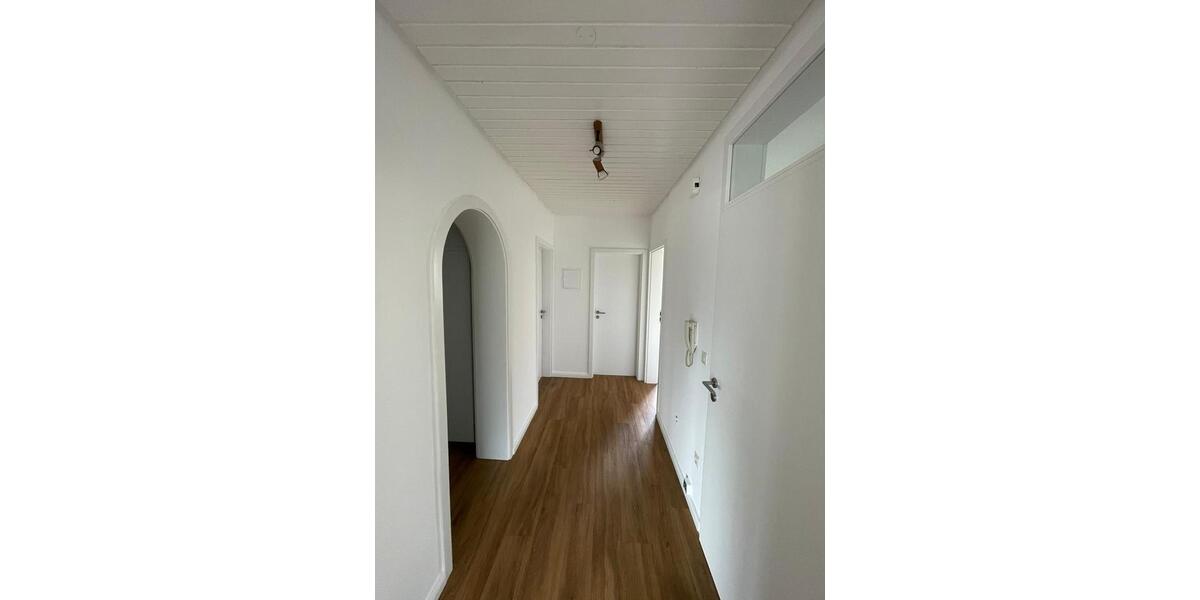 Erdgeschoßwohnung Friedrichshafen - 4 Zimmer, 108 m&sup2;, 1.700&euro; | Angebot:24605673