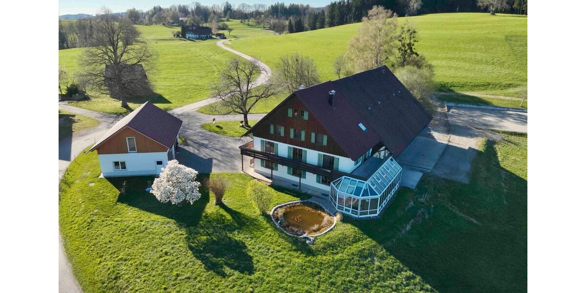 Bauernhaus, Landhaus Amtzell - 10 Zimmer, 400 m&sup2;, 2.190.000&euro; | Angebot:26196906