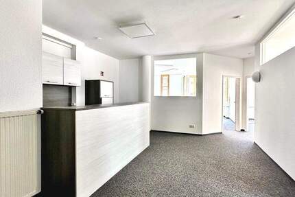 Gewerbeobjekt Tettnang - 6 Zimmer, 150 m&sup2;, 1.000&euro; | Angebot:25797400