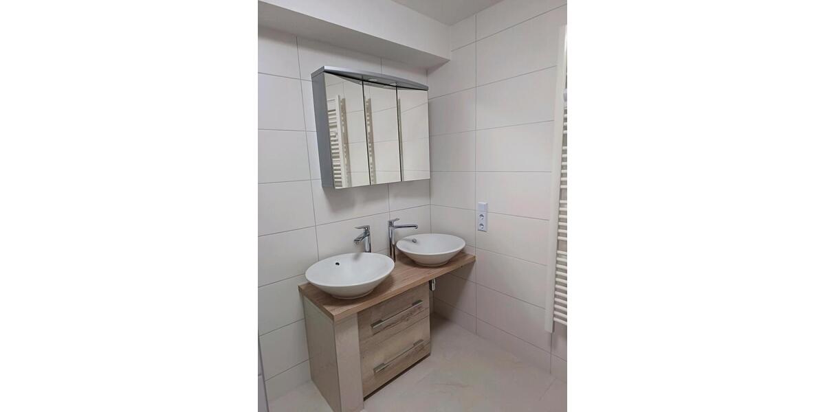 Erdgeschoßwohnung Sigmarszell - 4 Zimmer, 102 m&sup2;, 275.000&euro; | Angebot:25948089