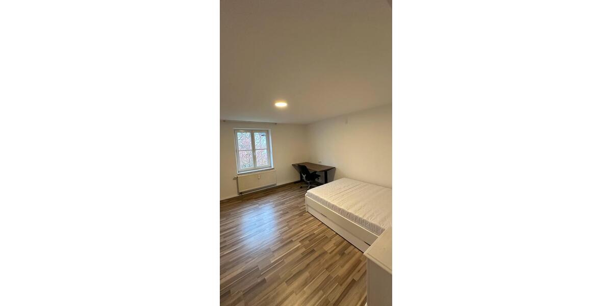 Etagenwohnung Friedrichshafen Allmannsweiler - 5 Zimmer, 91 m&sup2;, 500&euro; | Angebot:26315106