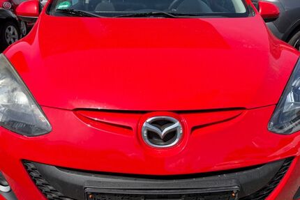 Mazda 2 129.000 km 3.990 &euro; Meckenbeuren 88074