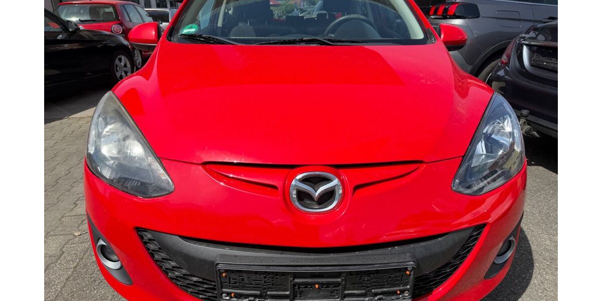 Mazda 2 129.000 km 3.990 &euro; Meckenbeuren 88074