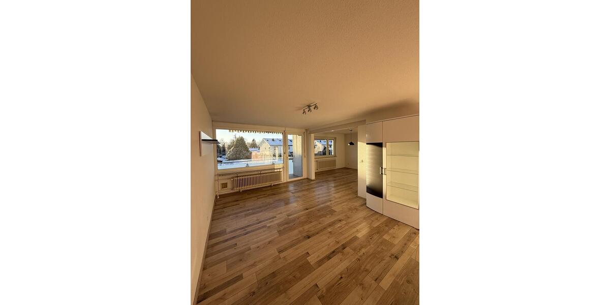 Etagenwohnung Friedrichshafen - 2.5 Zimmer, 63 m&sup2;, 800&euro; | Angebot:25407827