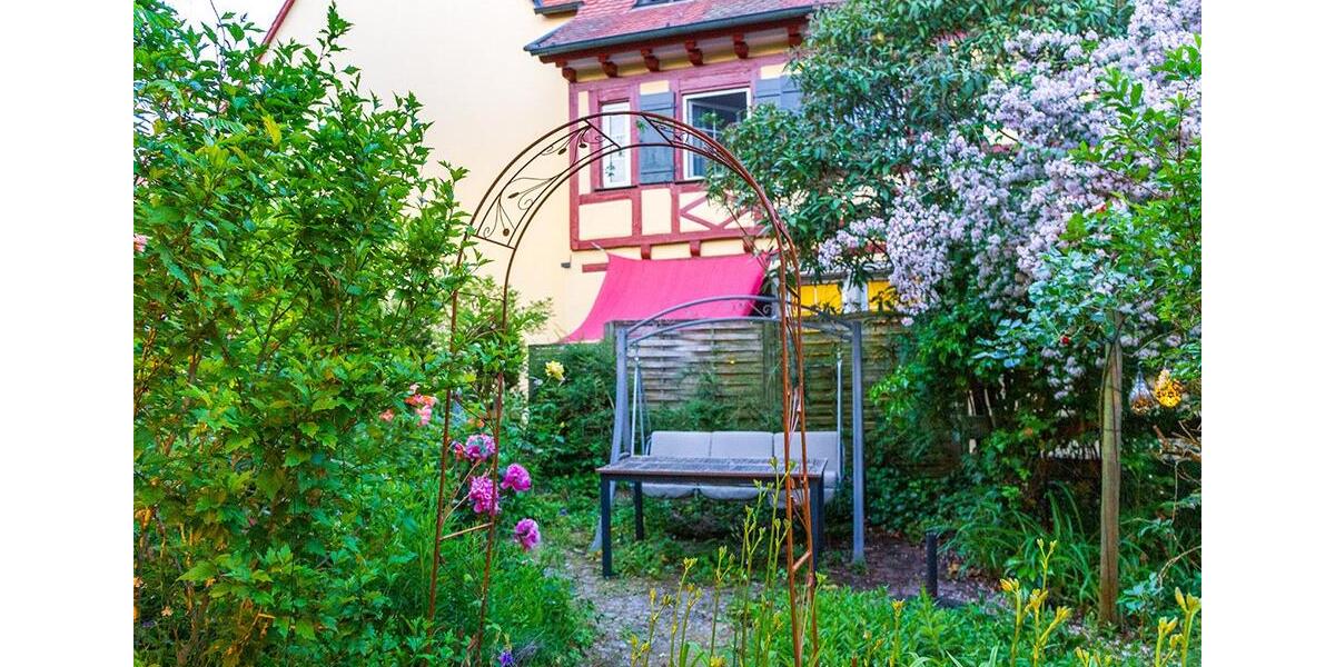 Einfamilienhaus Stetten - 8 Zimmer, 150 m&sup2;, 389.000&euro; | Angebot:26409208