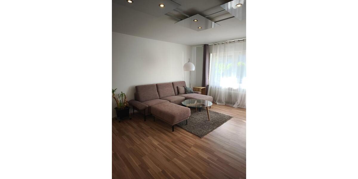 Erdgeschoßwohnung Ravensburg Eschach - 3.5 Zimmer, 82 m&sup2;, 1.200&euro; | Angebot:26557858