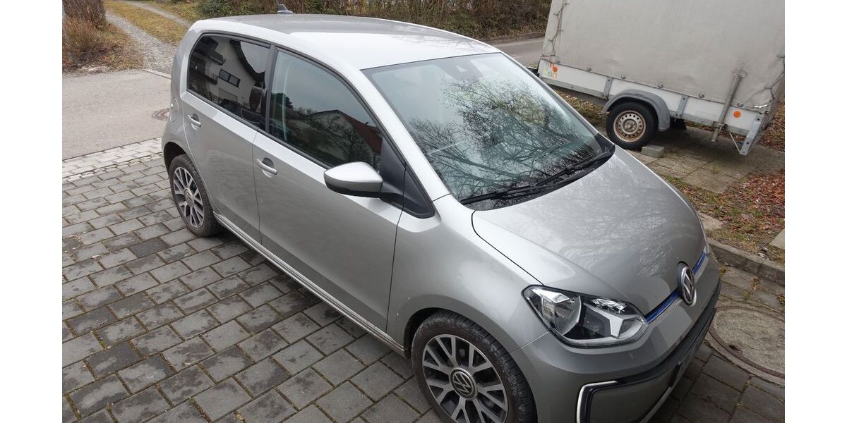 VW e-up! 10.000 km 16.989 &euro; Weingarten 88250