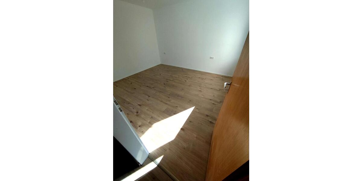 Etagenwohnung Ravensburg - 4.5 Zimmer, 105 m&sup2;, 280.000&euro; | Angebot:26126762