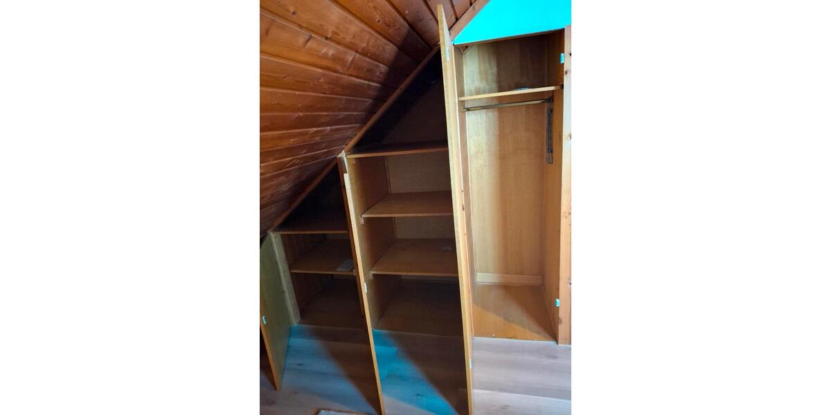 Dachgeschoßwohnung Salem - 3 Zimmer, 45 m&sup2;, 880&euro; | Angebot:25824879