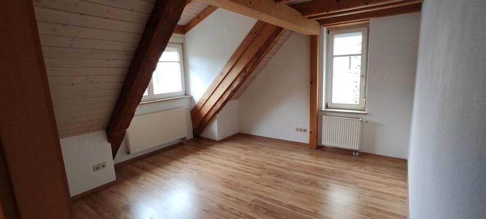 Dachgeschoßwohnung Konstanz Konstanz-Fürstenberg - 3 Zimmer, 67 m&sup2;, 310.000&euro; | Angebot:26104328