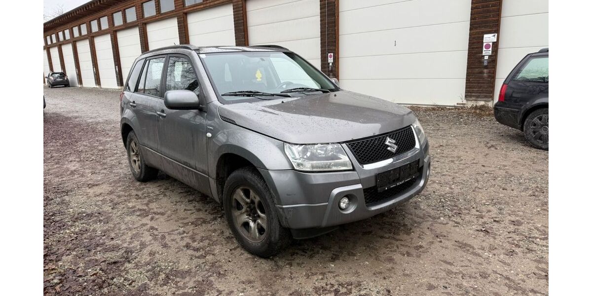 Suzuki Grand Vitara 260.923 km 2.800 &euro; Ravensburg 88212