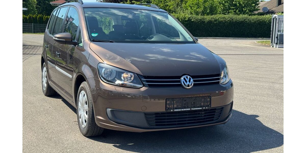 VW Touran 214.000 km 5.990 &euro; Meckenbeuren 88074