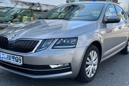 Skoda Octavia 90.000 km 15.700 &euro; Konstanz 78464