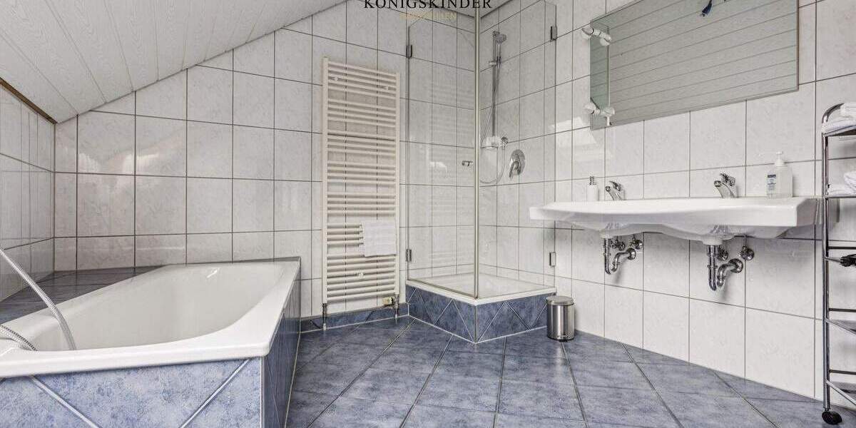 Mehrfamilienhaus, Wohnhaus Eriskirch - 8 Zimmer, 239 m&sup2;, 998.000&euro; | Angebot:25772424