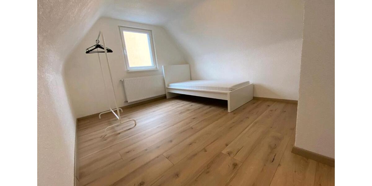 Dachgeschoßwohnung Friedrichshafen - 1 Zimmer, 40 m&sup2;, 770&euro; | Angebot:26644320