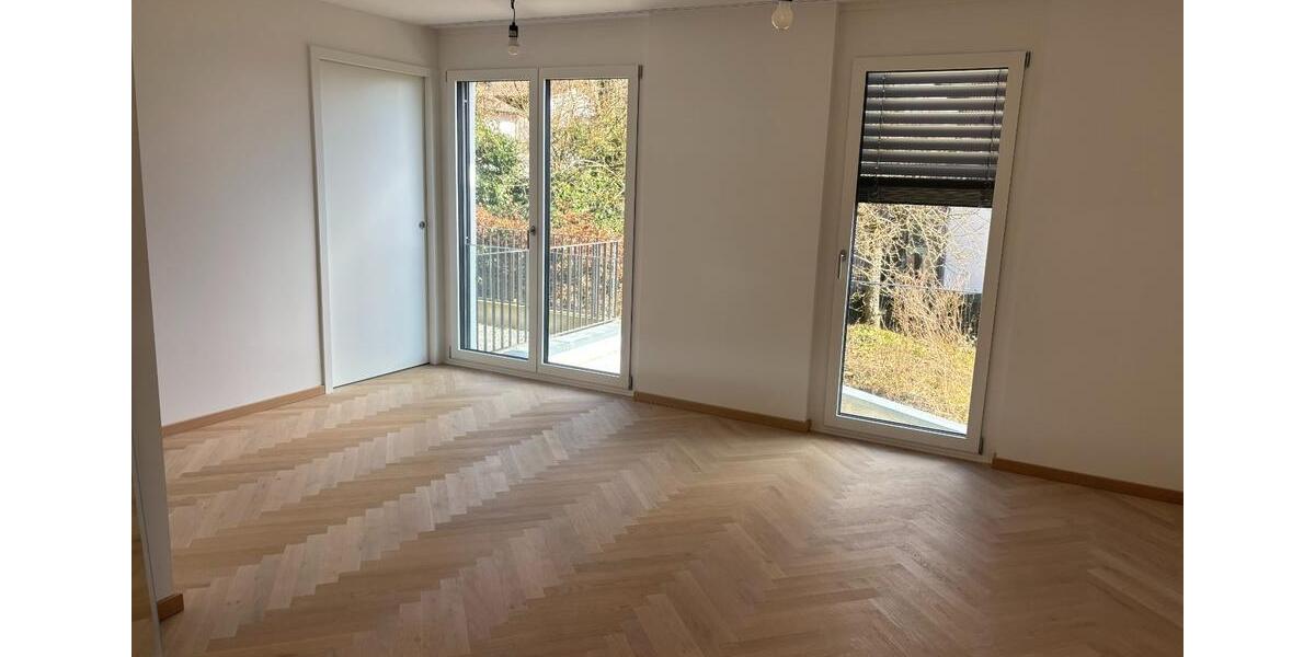 Hochparterre Überlingen - 3.5 Zimmer, 127 m&sup2;, 2.390&euro; | Angebot:25312630