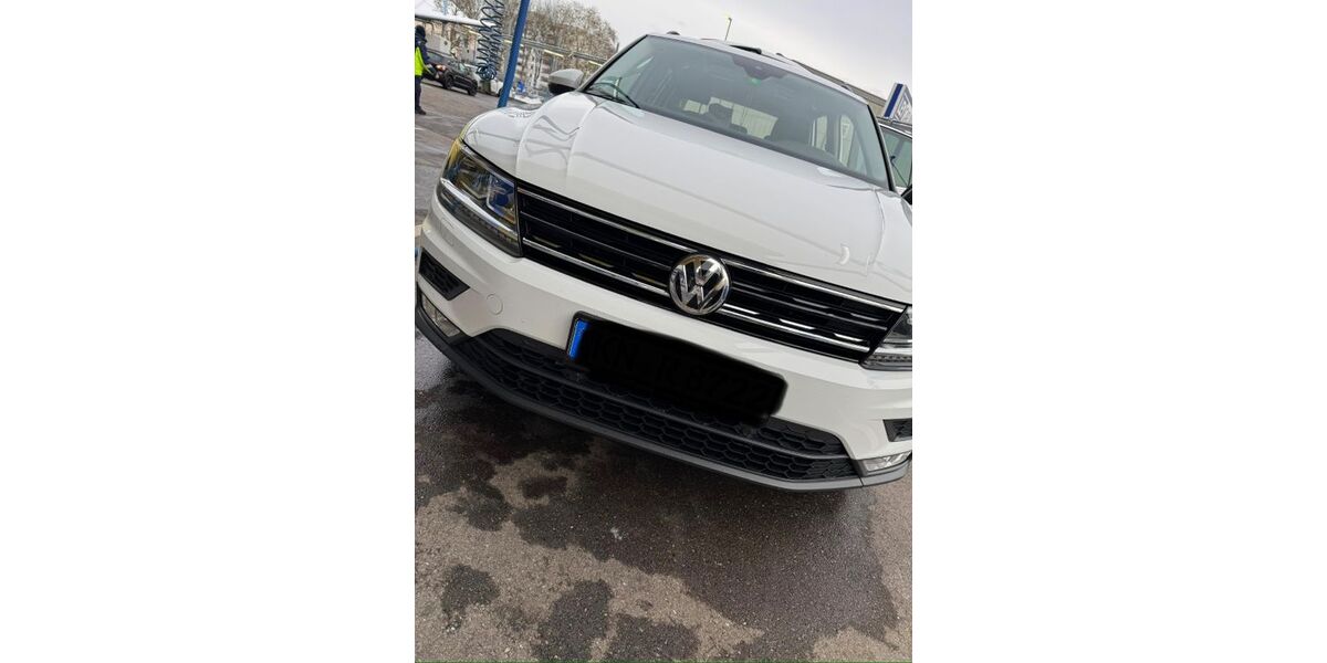 VW Tiguan 166.609 km 15.300 &euro; Konstanz 78465