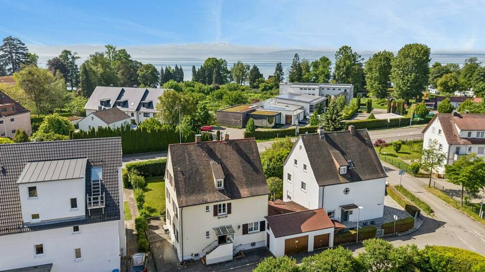 Mehrfamilienhaus, Wohnhaus Friedrichshafen / Fischbach Bodensee Fischbach - 9 Zimmer, 208 m&sup2;, 845.000&euro; | Angebot:26740654