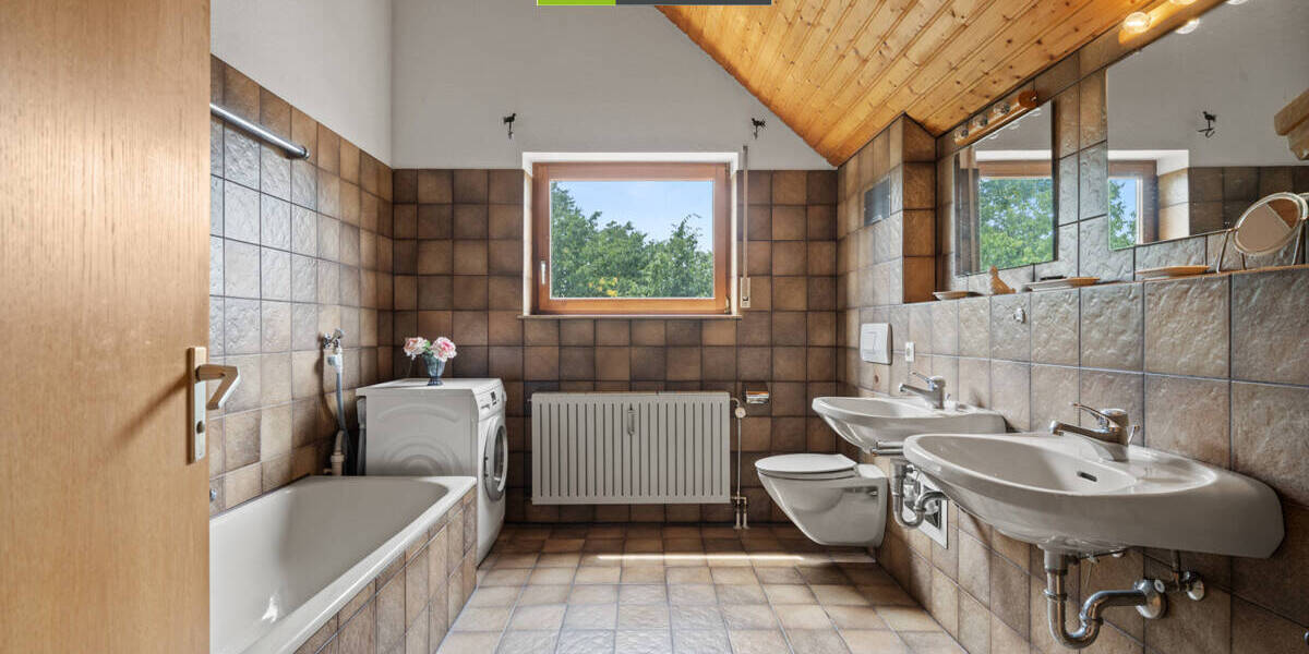 Etagenwohnung Baienfurt - 4 Zimmer, 135 m&sup2;, 329.000&euro; | Angebot:25693477