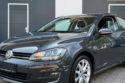 VW Golf 129.000 km 8.900 &euro; Friedrichshafen 88045