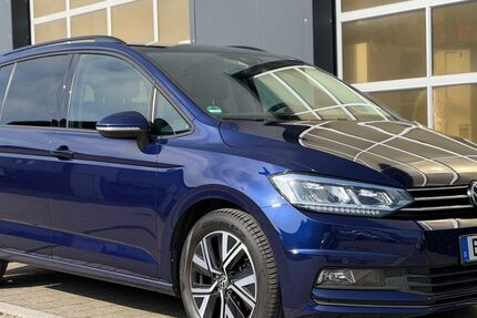 VW Touran 57.000 km 29.400 &euro; Friedrichshafen 88045