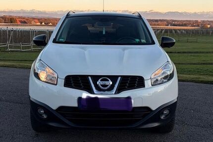 Nissan Qashqai 110.000 km 8.900 &euro; Friedrichshafen 88046