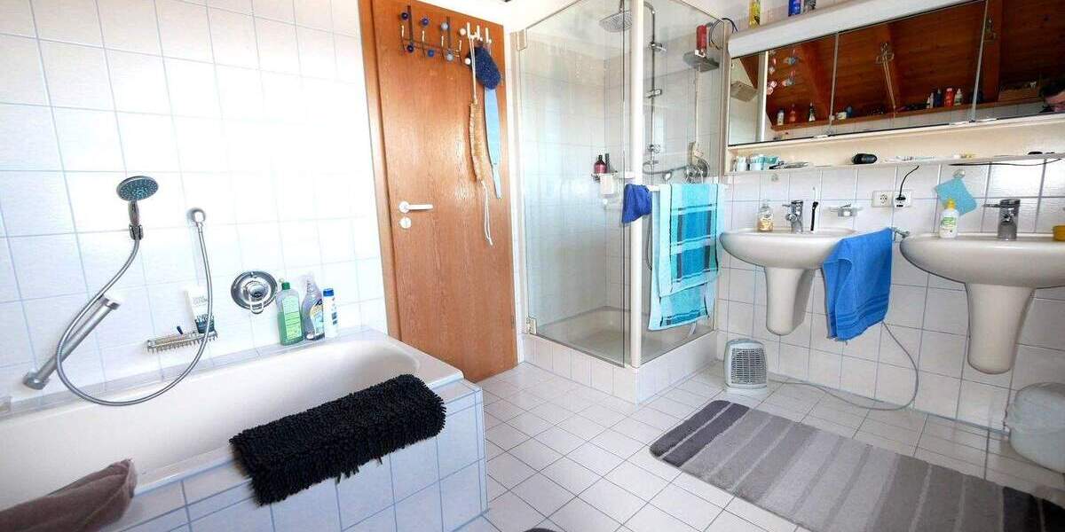 Einfamilienhaus Wolpertswende Mochenwangen - 6 Zimmer, 193 m&sup2;, 695.000&euro; | Angebot:25747080