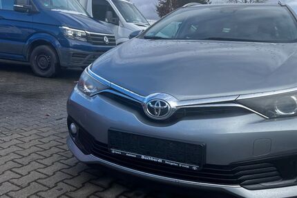 Toyota Auris 339.000 km 4.990 &euro; Baindt/Schachen 88255