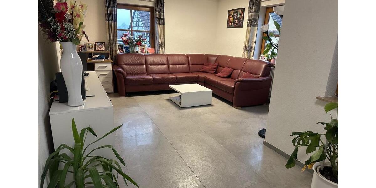 Etagenwohnung Überlingen - 3.5 Zimmer, 82 m&sup2;, 279.000&euro; | Angebot:23864208