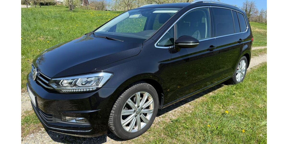 VW Touran 105.000 km 17.000 &euro; Markdorf 88677